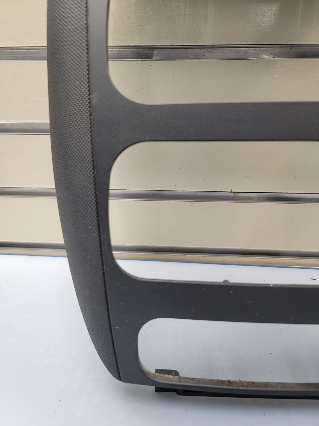 🔥01-07 Dodge Caravan Town & Country Voyager dash radio climate TRIM bezel BLACK