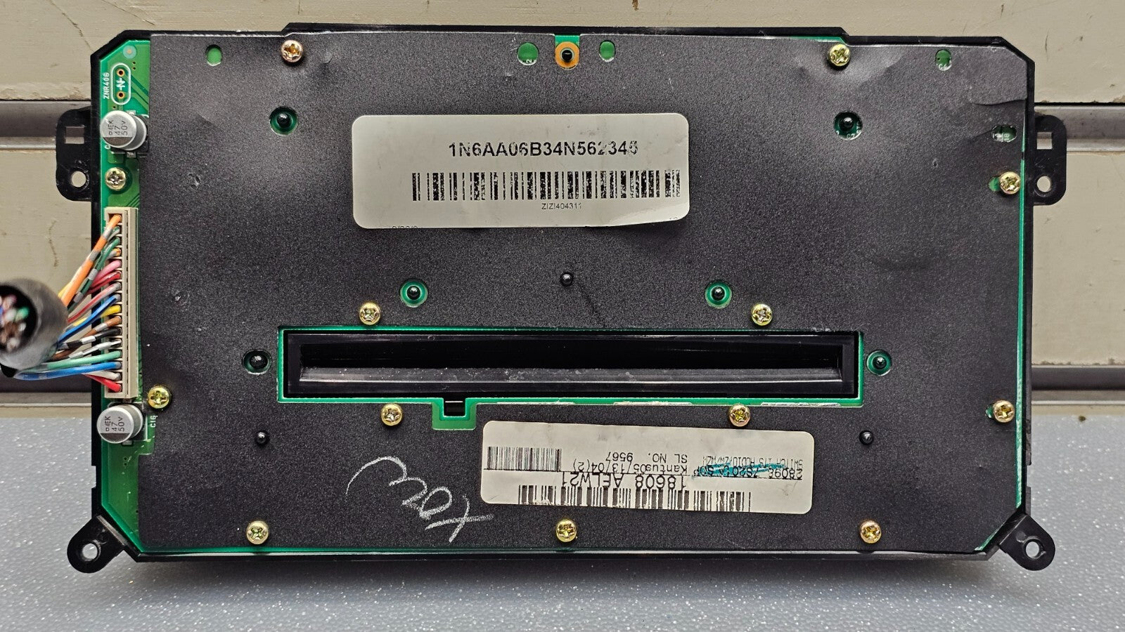 🔥04-08 Nissan Armada Titan Center Dash Radio Stereo CD DVD AM FM Trim Panel OEM