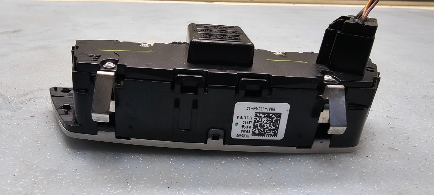 🔥12-18 Ford Focus MK3 Overhead Console w/Sunroof Switch Trim Bracket Frame TAN
