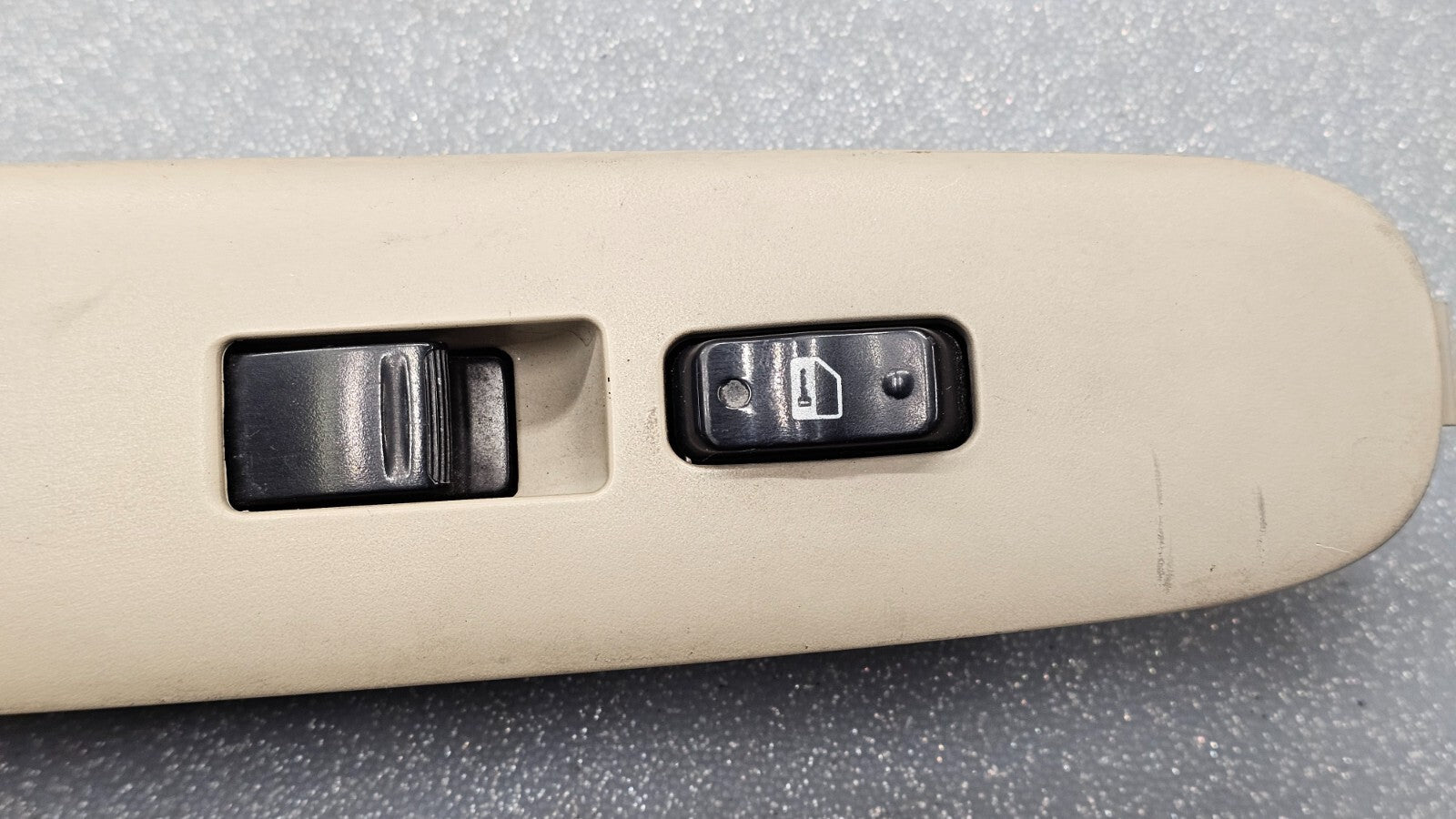 🔥02-06 Toyota Camry Scion XB Right Passenger Power Window Switch Tan OEM