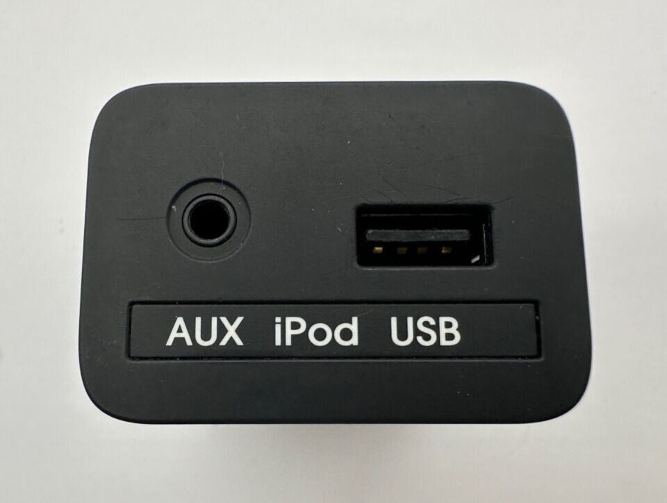 🔥11-13 Kia Optima Center Console Auxiliary AUX USB iPod Jack Adapter Port OEM