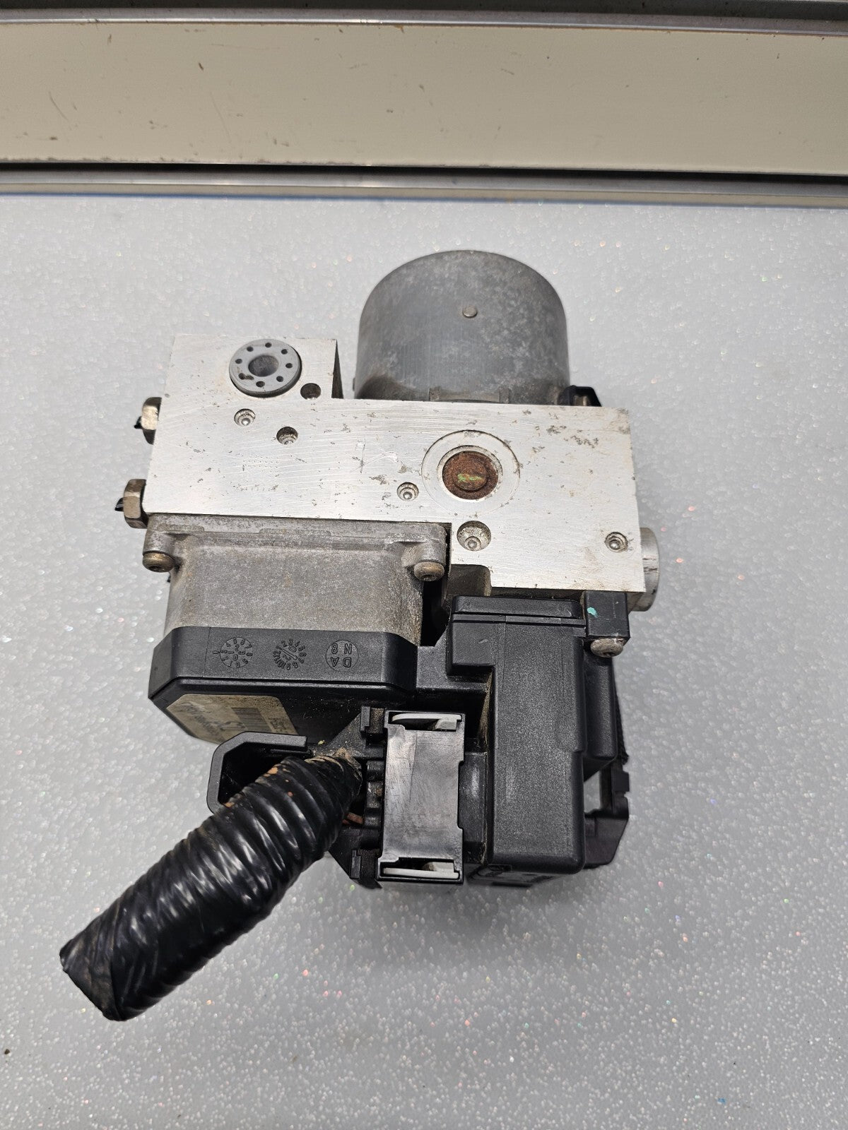 🔥1998-2002 LINCOLN TOWN CAR ABS PUMP ABS CONTROL MODULE ASSEMBLY