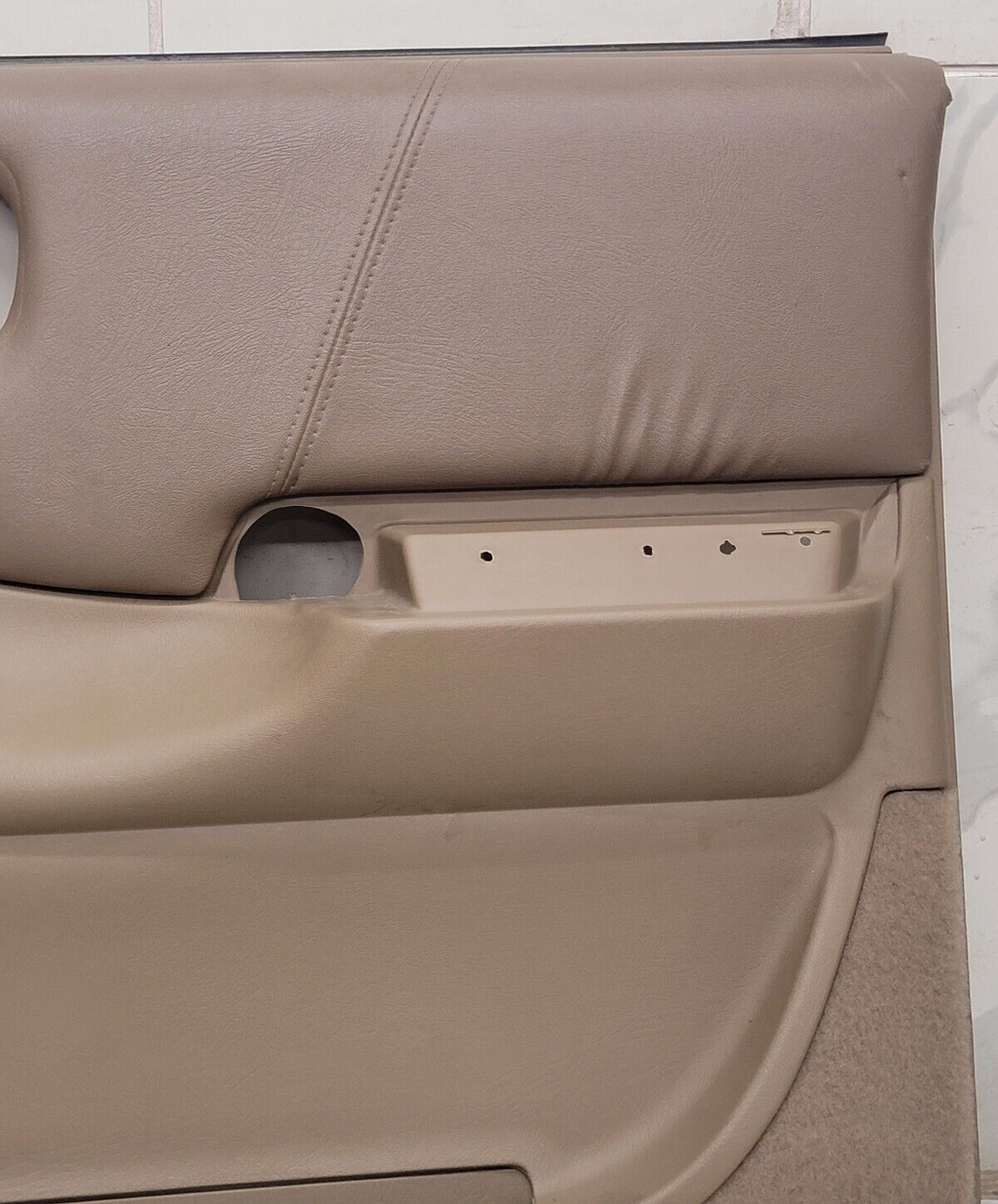 98-04 Chevy Blazer Jimmy S-10 GMC Sonoma Front Door Panels AUTO OEM RIGHT TAN