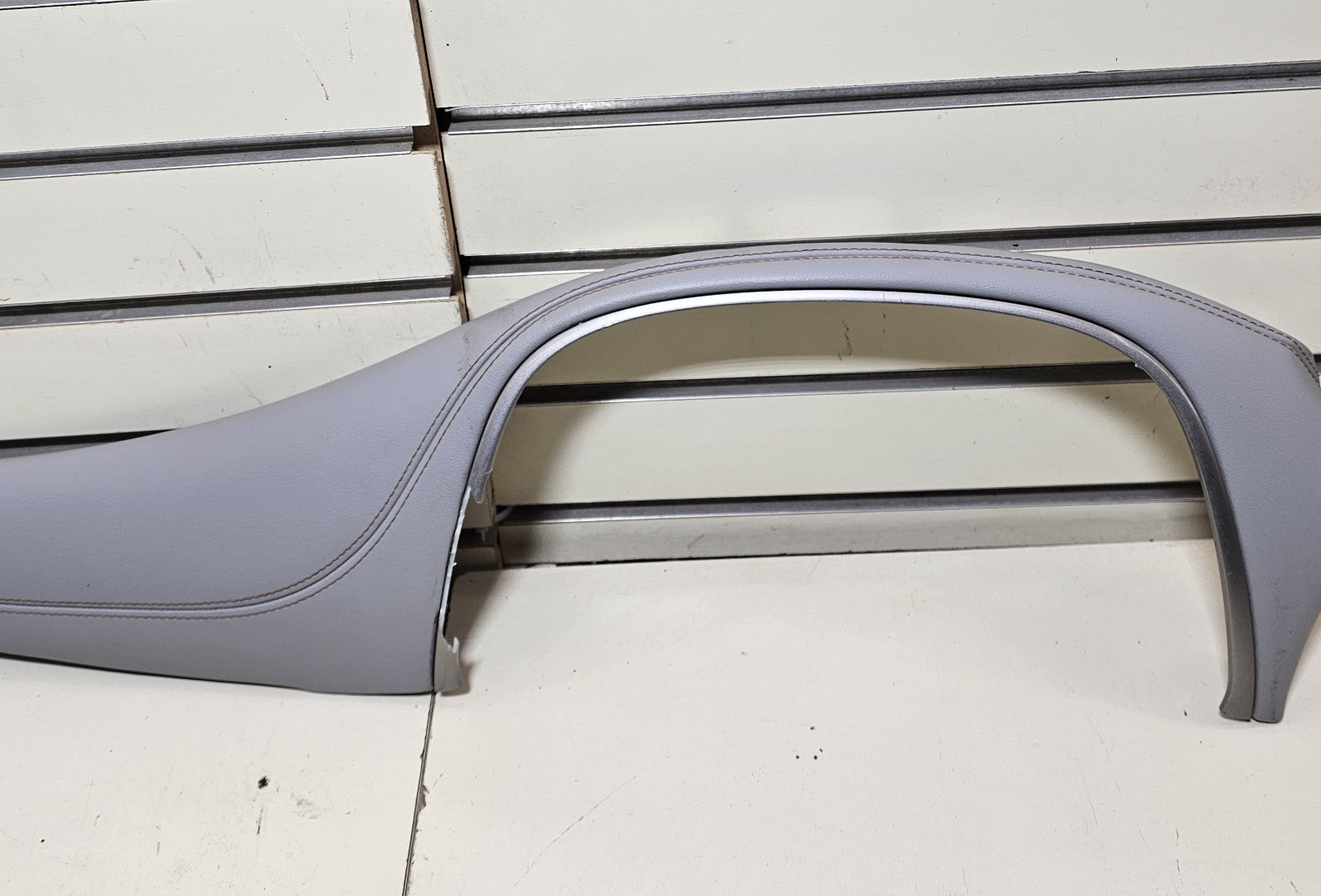 🔥17-20 CHEVROLET TRAX LS FRONT DASH PANEL TRIM BEZEL TOUCH DISPLAY RIGHT Side