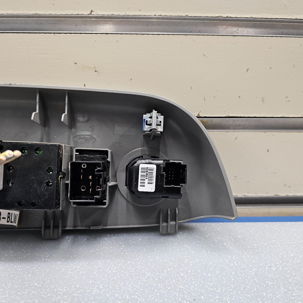 🔥04-08 Ford F150 Left Driver Master Door Window Power Switch Control Gray WS24