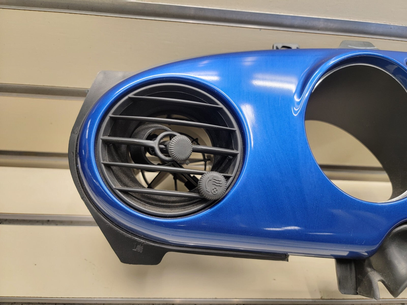 🔥01 -05 CHRYSLER PT CRUISER DASH INSTRUMENT SPEEDOMETER CLUSTER BEZEL  BLUE