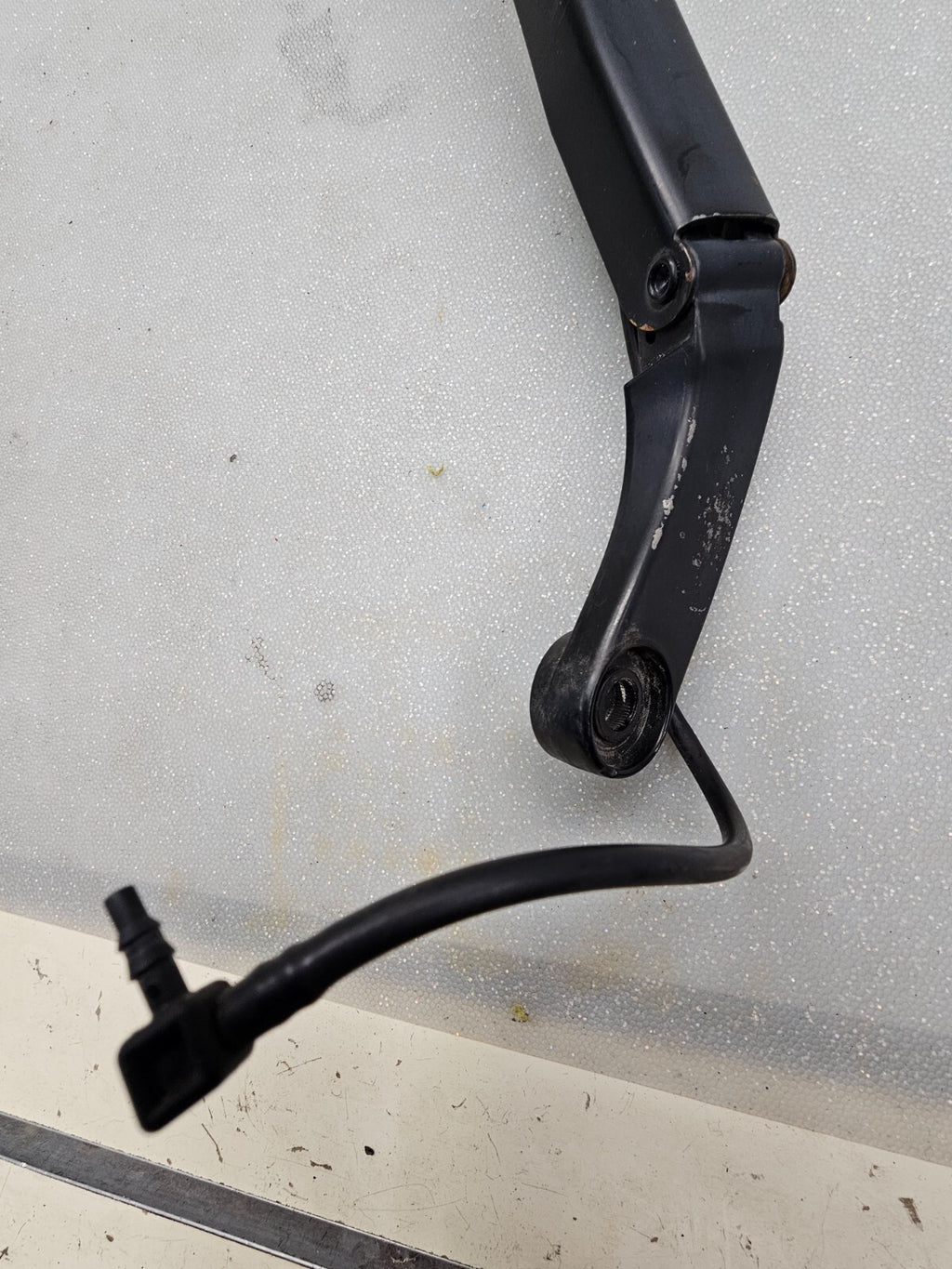 🔥2004-2008 Chevrolet Malibu Left driver Side Windshield Wiper Arm OEM