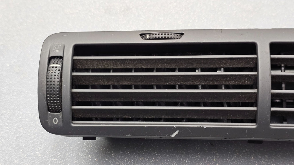 🔥01-05 VW PASSAT DASH CENTER MIDDLE Air AC Vent Heater Conditioning Black