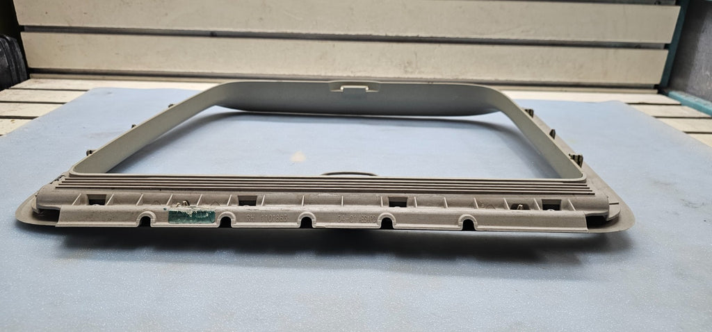 🔥06-09 Jeep Commander Right Passenger Side Rear Window Trim Molding Panel TAN 