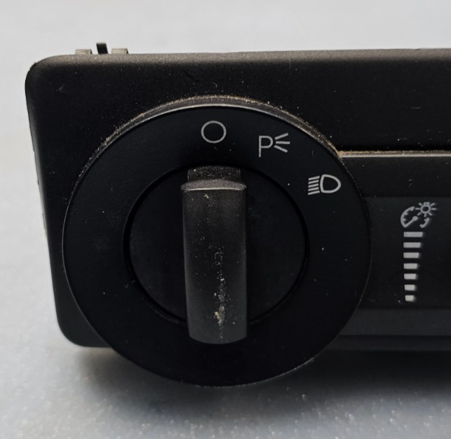 🔥06-09 Fusion Milan Dash Headlight Interior Panel Dimmer Trunk Switch Assembly