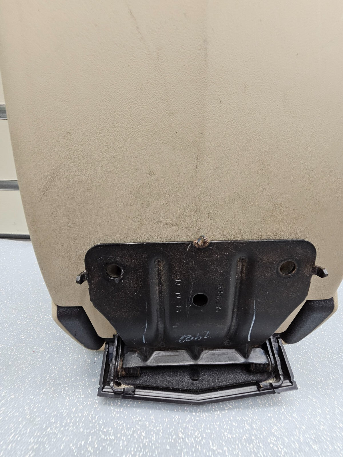 🔥08-13 Cadillac CTS Center Console Lid Armrest Leather Top Pad Assembly TAN