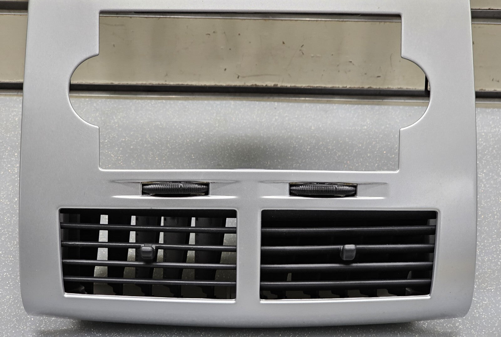 🔥07-09 Dodge CALIBER Dash Radio Center BEZEL Climate Dash Trim Vents SILVER B15