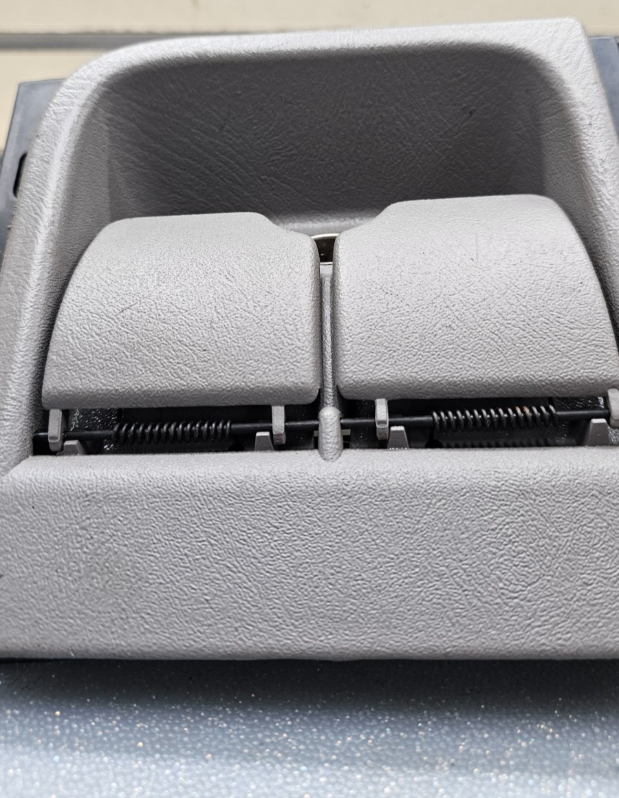 🔥95-98 CHEVY GMC SILVERADO YUKON TAHOE C/K Lighter Port Ashtray Ash Tray  Tan