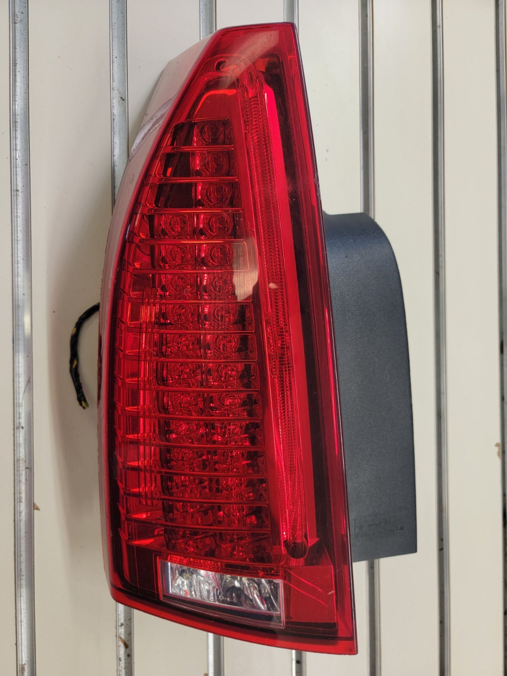 🔥2008-2013 Cadillac CTS Sedan Taillight Lamp Assembly Driver Side Left