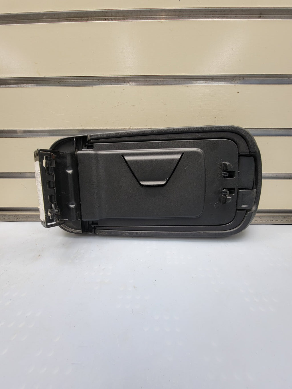 🔥2011-2014 CHRYSLER 200 DODGE AVENGER CENTER CONSOLE LID ARM REST BLACK