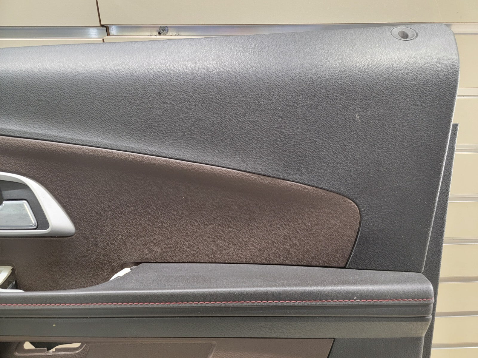 🔥2010 - 2016 CHEVROLET EQUINOX right passenger H FRONT DOOR PANEL BLACK/TAN