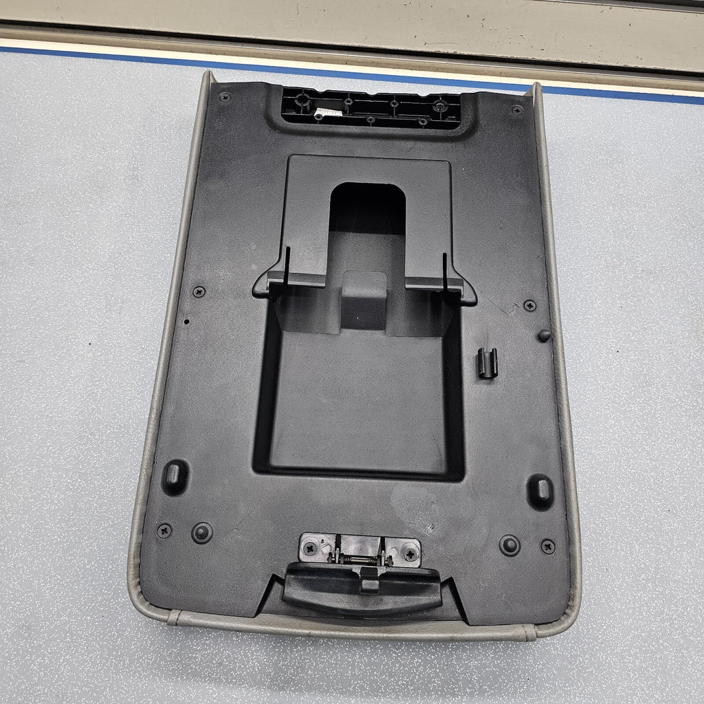 03-06 EXPEDITION Center Console Arm Rest Storage Cover Top Pad Lid Assembly Gray