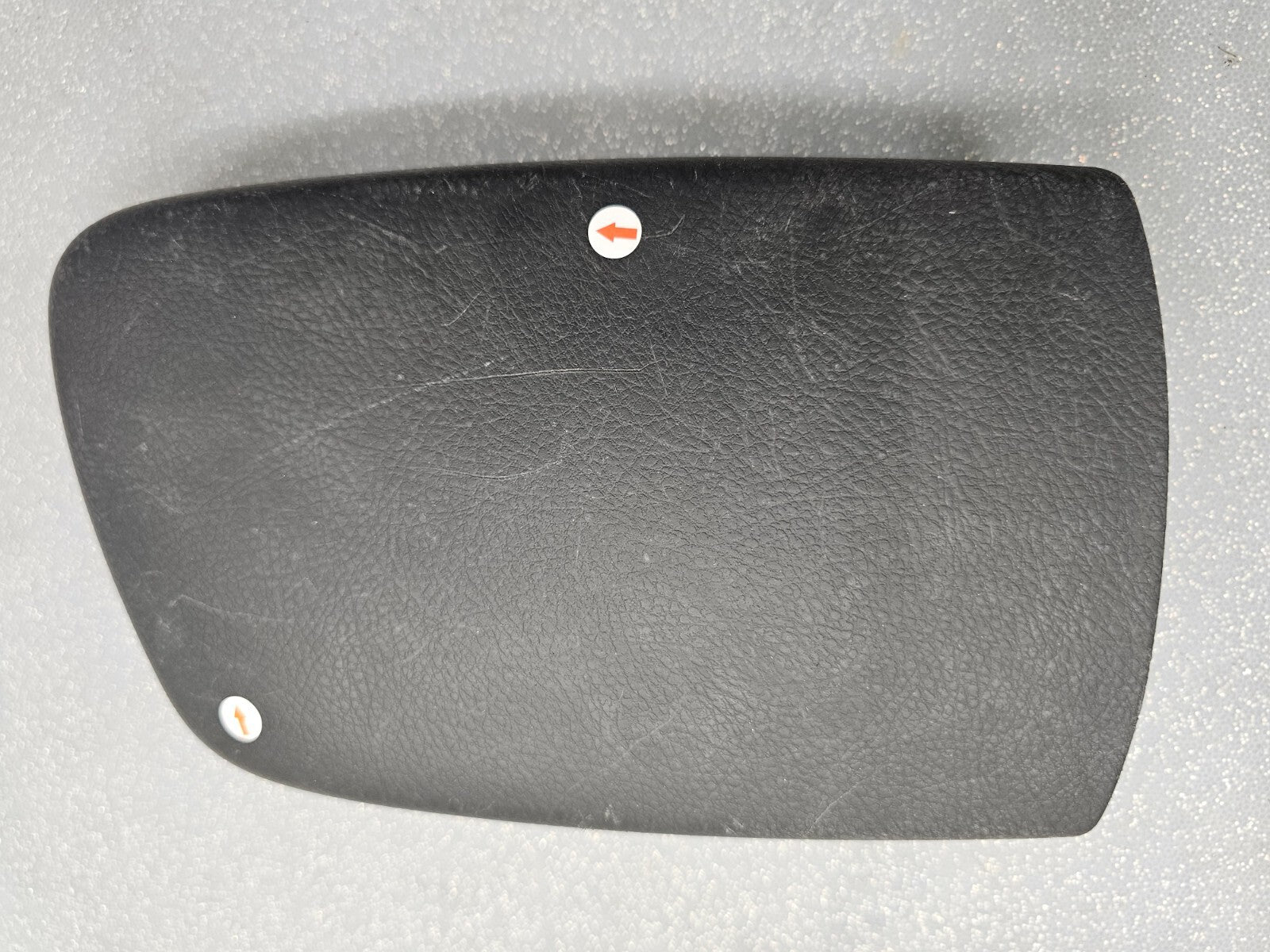 🔥07-14 TOYOTA YARIS SEDAN Center Console ARM REST LID COVER ASSEMBLY BLACK OEM
