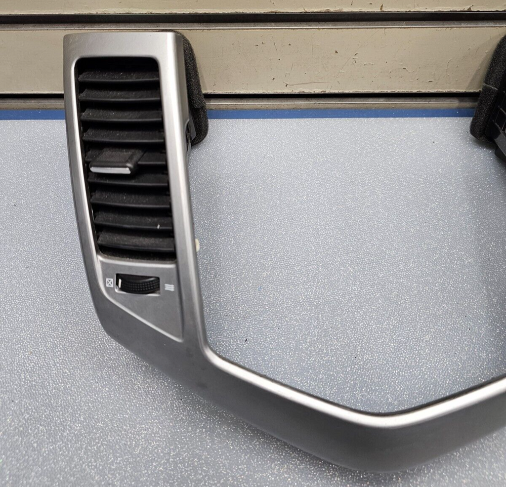 🔥11-15 Cruze Center Dash AM FM Radio Stereo Display Bezel Trim Panel Silver OEM