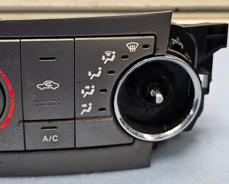 08-11 HIGHLANDER DASH A/C AC HVAC HEATER CLIMATE TEMPERATURE CONTROL SILVER