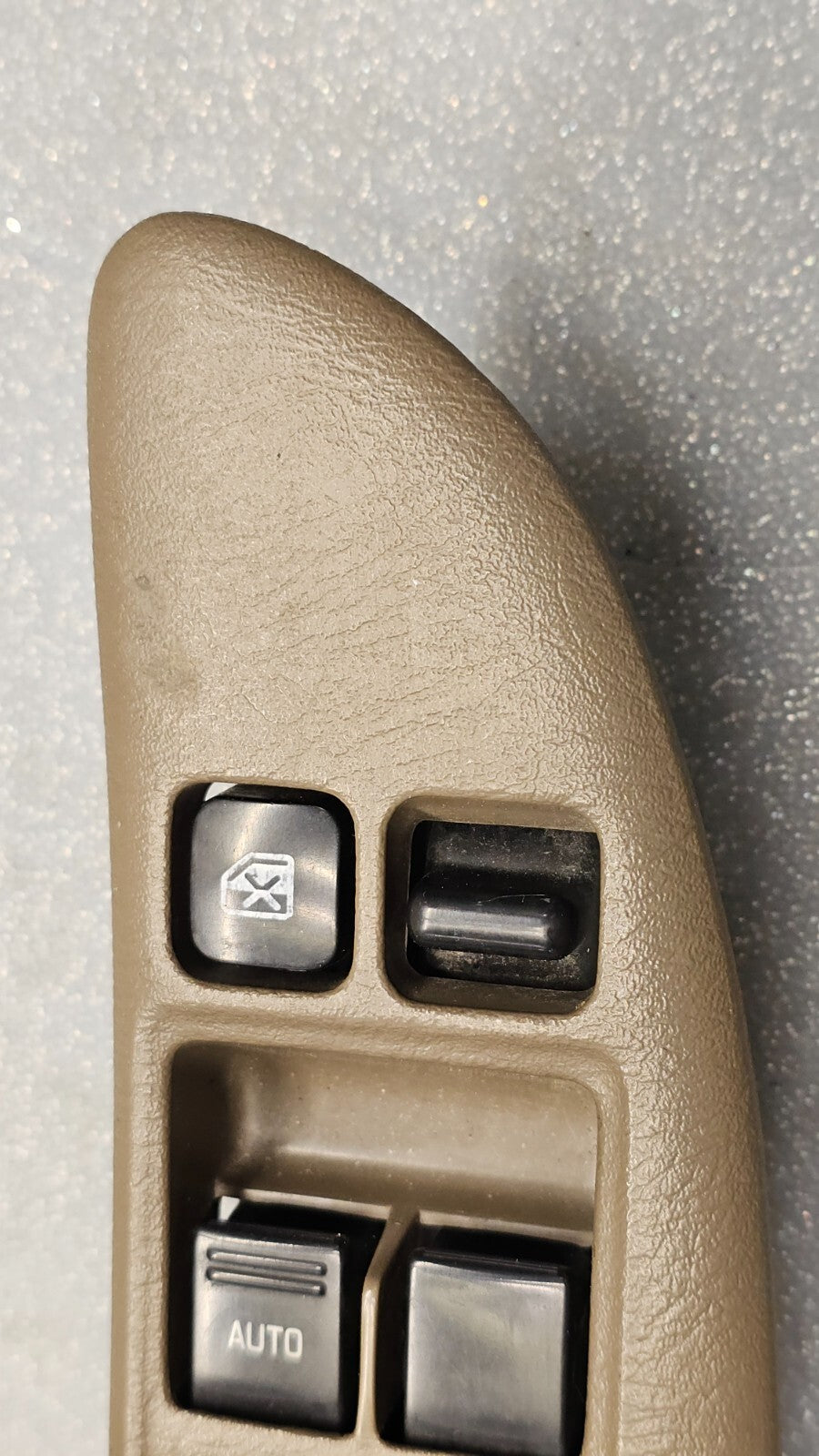 🔥98-01 NISSAN ALTIMA LEFT DRIVER MASTER POWER DOOR WINDOW LOCK SWITCH BEZEL TAN