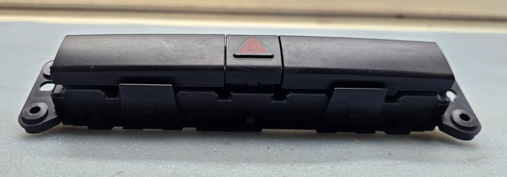 🔥07-10 CHRYSLER SEBRING DODGE AVENGER Dash Emergency Hazard Light Switch OEM