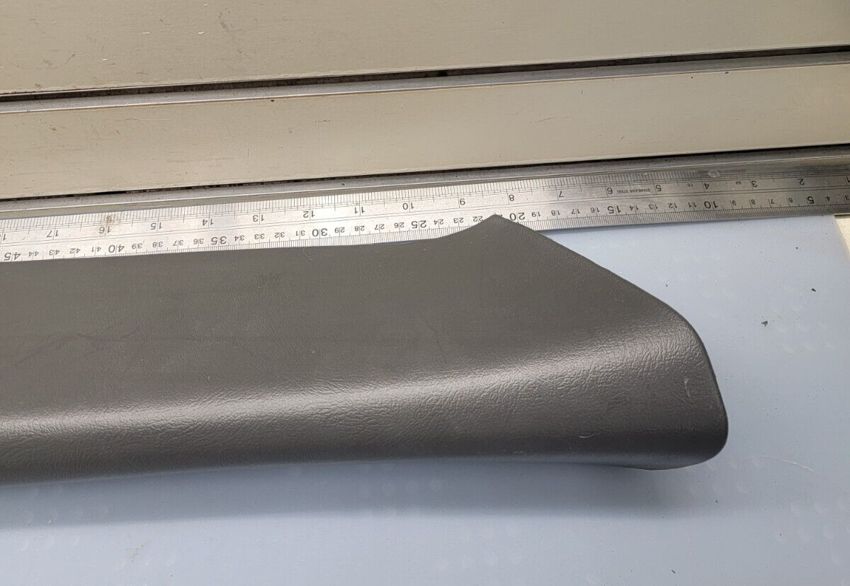 🔥99-06 SILVERADO SIERRA Roof Molding A PILLAR Trim RIGHT Passenger DARK GRAY P3