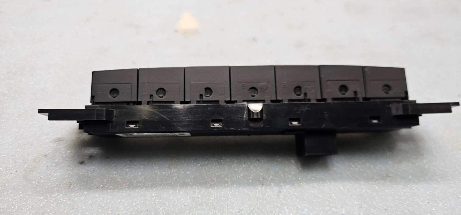 🔥08-10 Jeep Commander Grand Cherokee Dash Mounted Heated Seat Control Switch