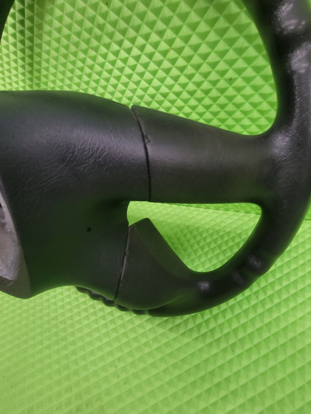 🔥03-06 SILVERADO SIERRA YUKON TAHOE SUBURBAN STEERING WHEEL LEATHER BLACK