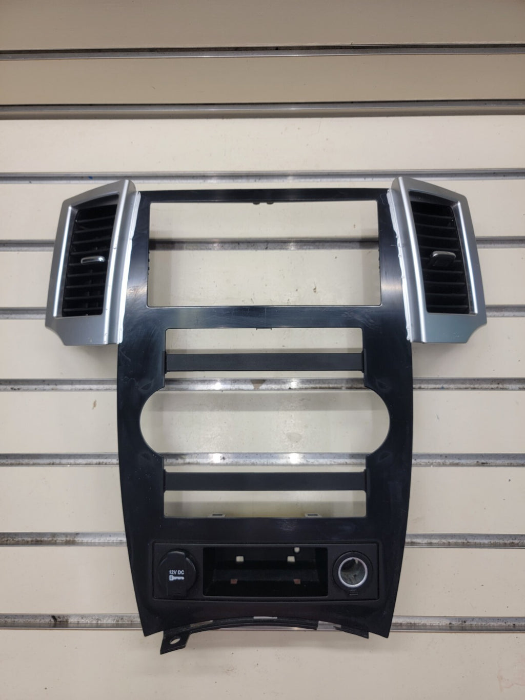 🔥2008-2010 Jeep Grand Cherokee Radio Bezel Center Dash Trim Temperature Control