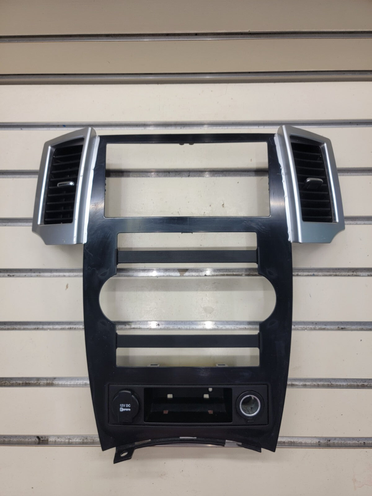 🔥2008-2010 Jeep Grand Cherokee Radio Bezel Center Dash Trim Temperature Control