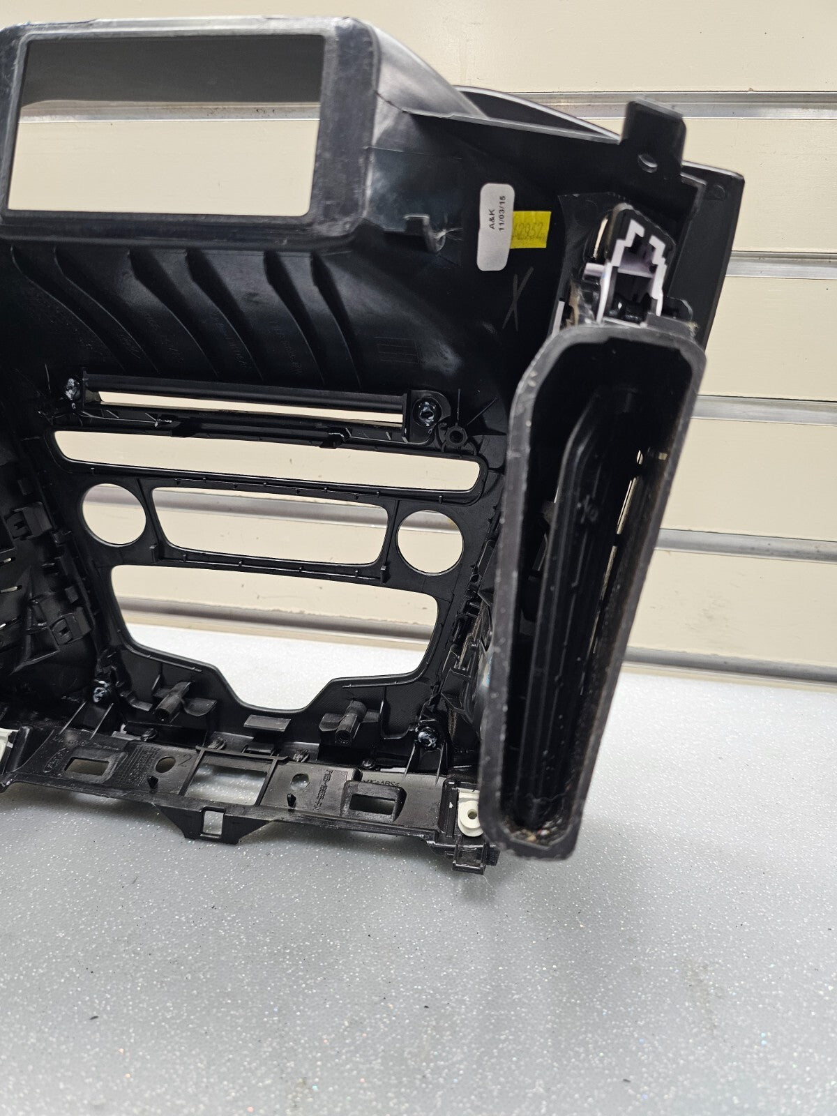 🔥14-16 FORD TRANSIT CENTER DASH RADIO DISPLAY CLIMATE SURROUND BEZEL TRIM BLACK