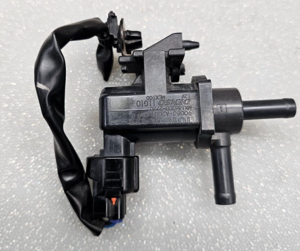 03-06  Toyota Corolla /Matrix Vacuum Switch Valve 90910-12255/TC