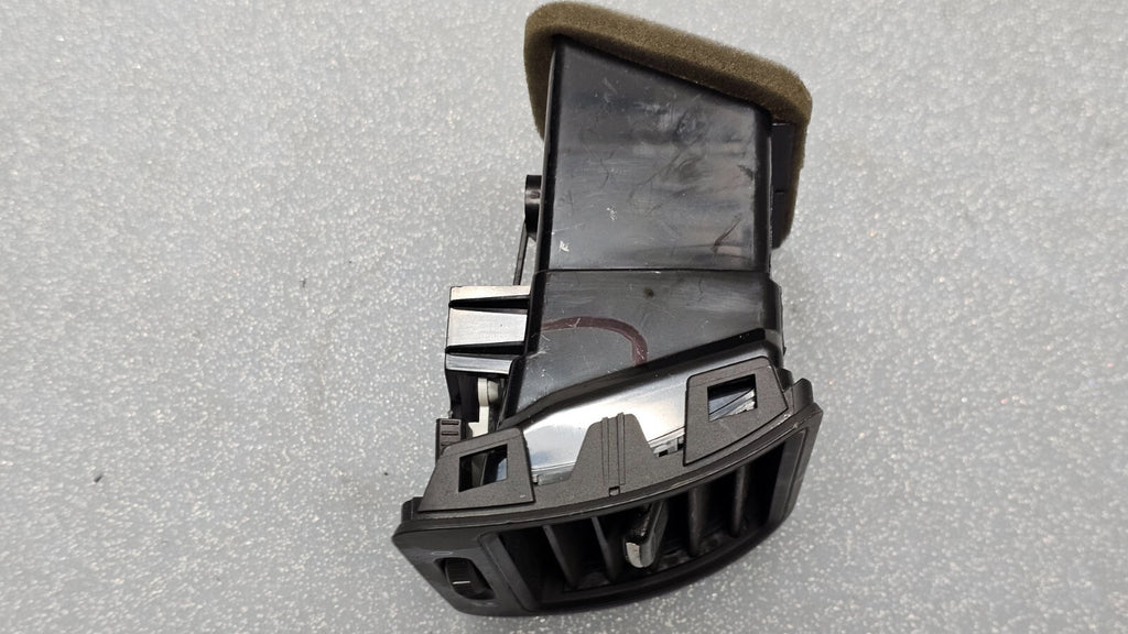🔥06-10 VW JETTA GOLF CENTER DASH LEFT DRIVER AC A/C AIR VENT HEATER PANEL BLACK