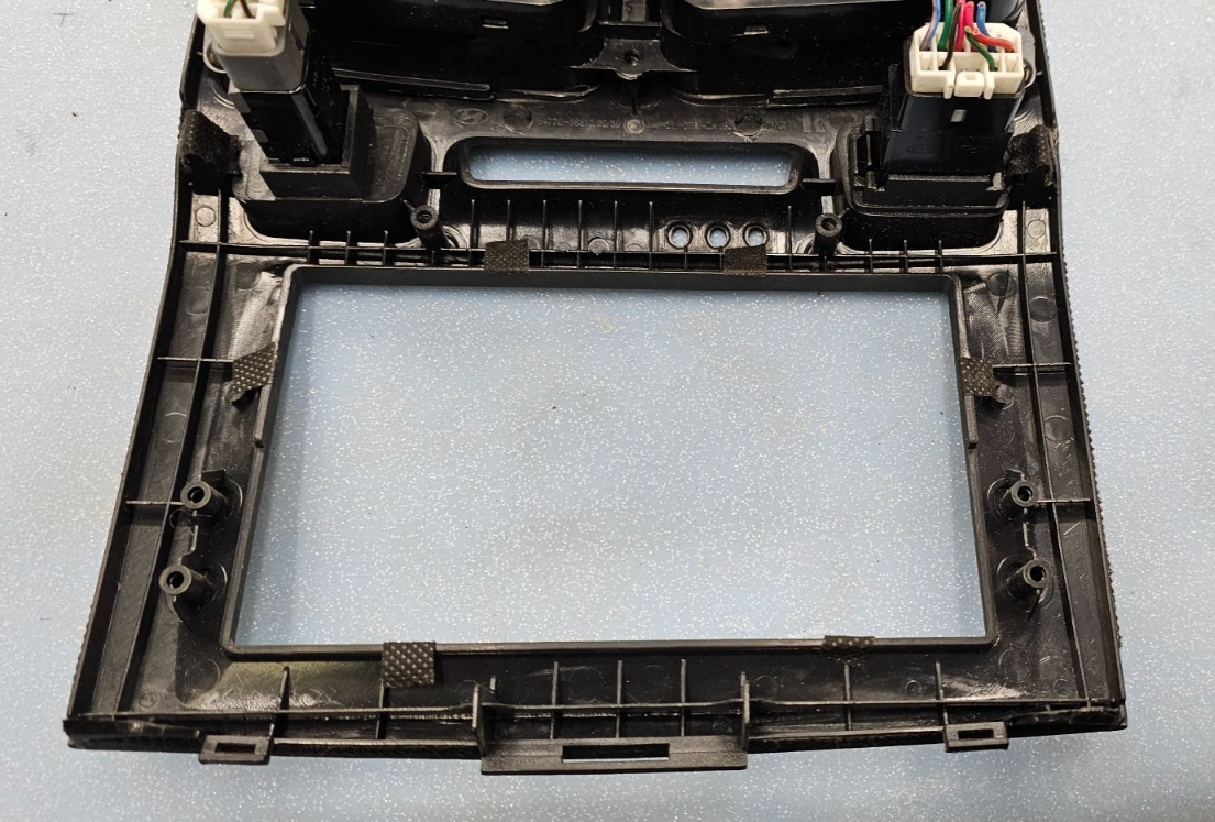 🔥01-06 HYUNDAI SANTA FE CENTER DASH VENT TRIM PANEL BEZEL BLACK OEM