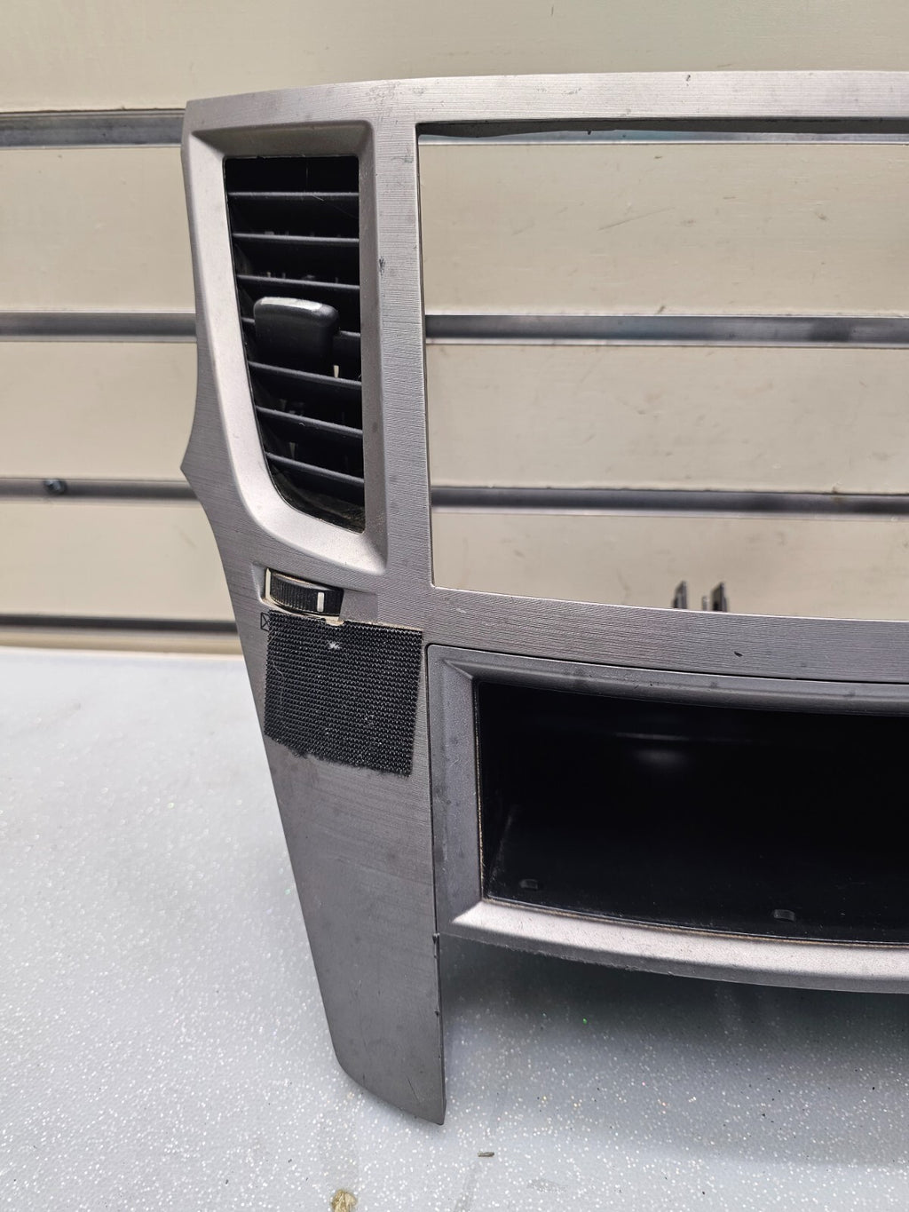 🔥 10-14 Subaru Legacy Front Console Radio Climate Dash Trim Bezel Panel GRAY