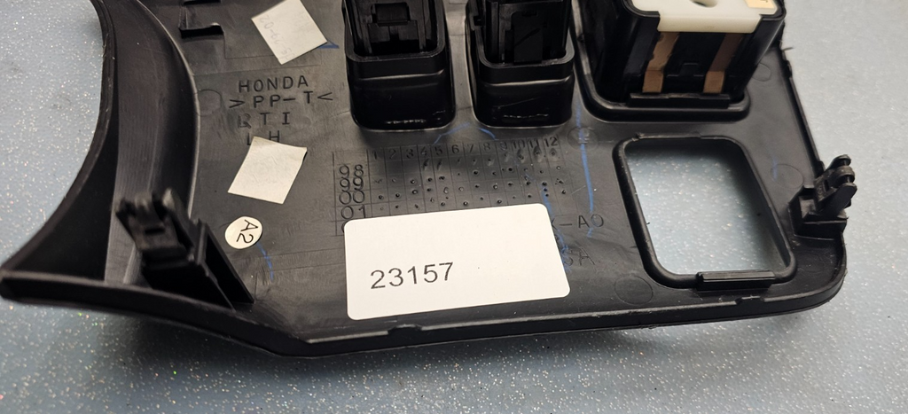 🔥99-04 HONDA ODYSSEY POWER MIRROR SLIDING DOOR SWITCH DASH PANEL BEZEL BLACK