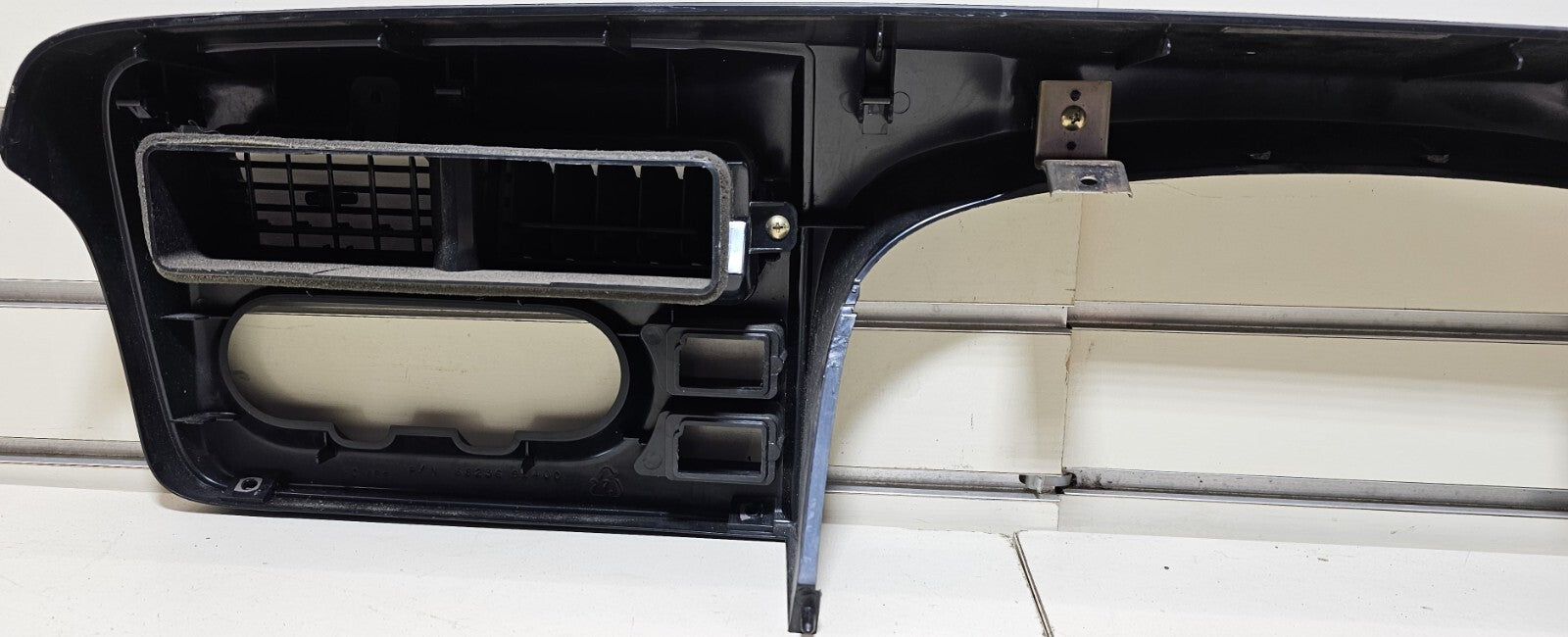 98-01 Frontier Xterra Dash Instrument Cluster Speedometer Bezel Trim Panel Black