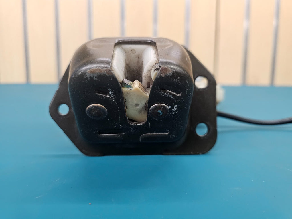 🔥05-15 Nissan XTerra trunk Tail gate Liftgate Lock Latch Actuator / OEM