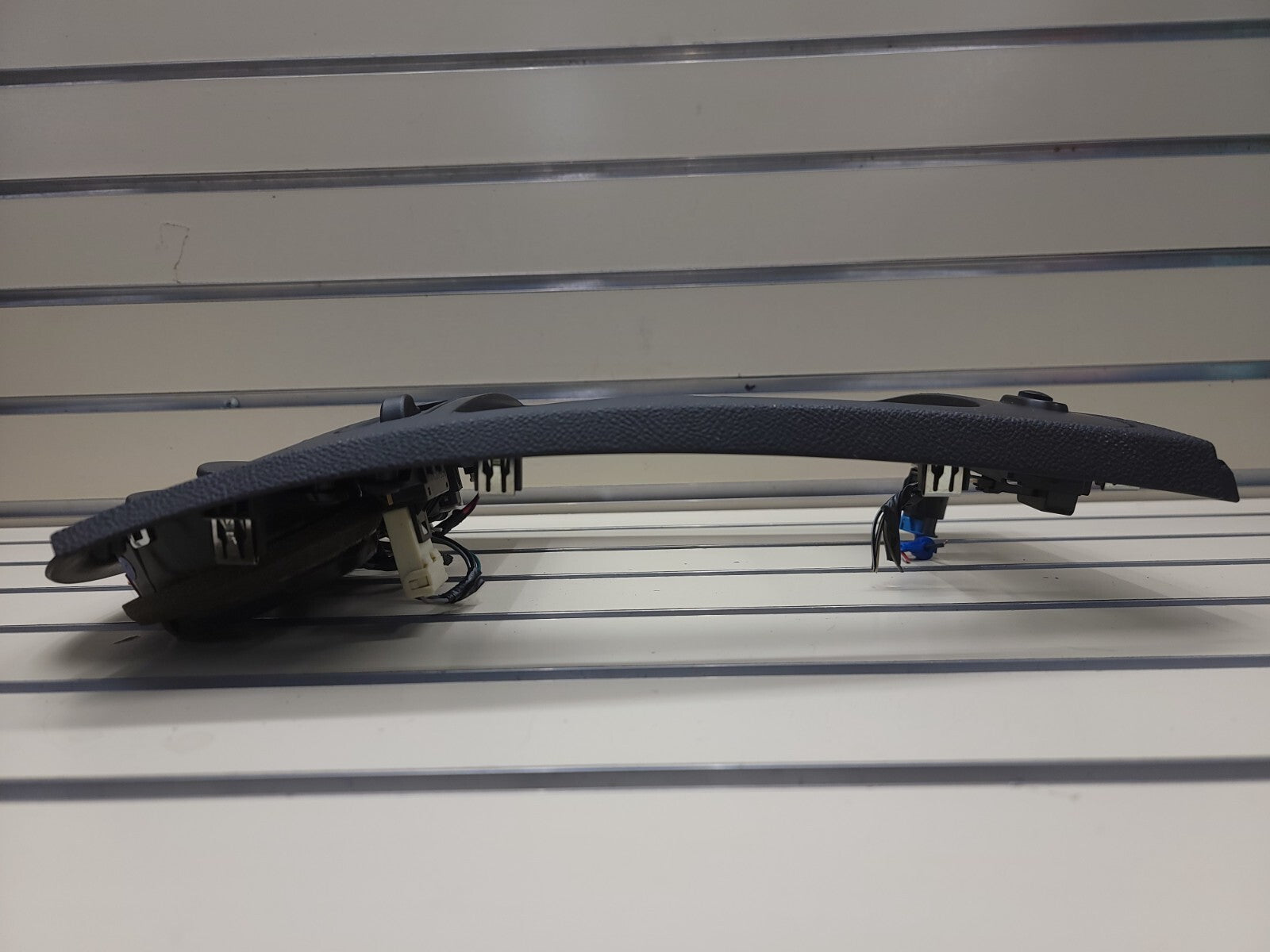 🔥2006-2011 Chevrolet HHR Center Dash Radio Trim w Vents B37 black