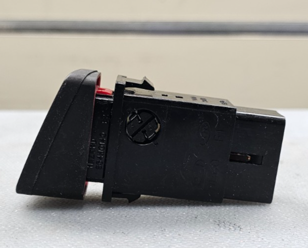 🔥04-09 Hyundai Tucson Hazard Emergency Light Lamp Control Switch Assembly Black