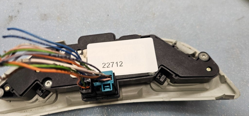 🔥00-14 Mercedes C250 GLK350 Touareg DOME LIGHT SWITCH PANEL LT TAN
