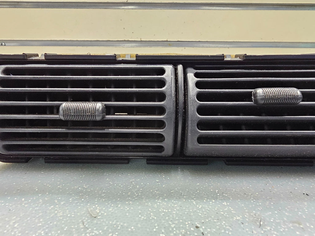 🔥95-03 Ranger Explorer Mountaineer Dash AC Air Vent Heater Conditioning Black