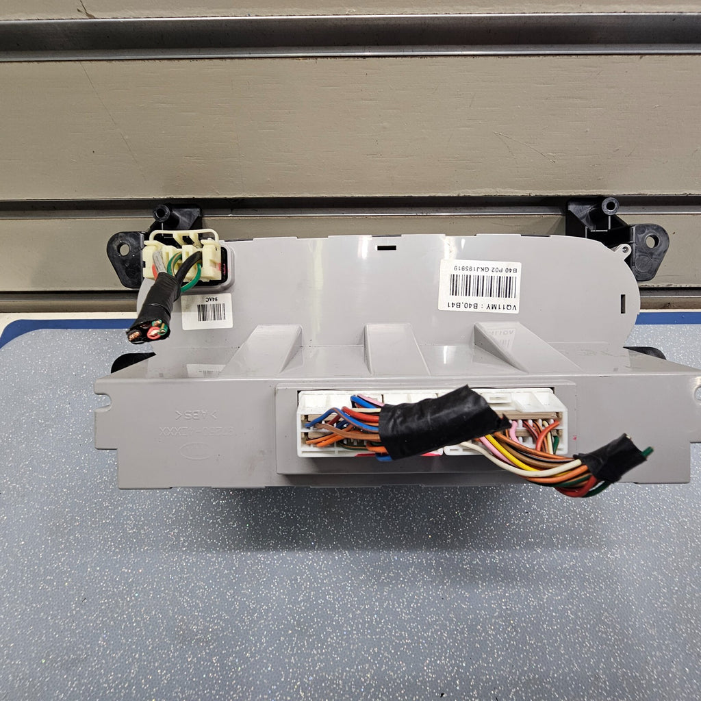🔥2006-2014 Kia Sedona Dash Mounted A/C Heat Manual Temperature Climate Control