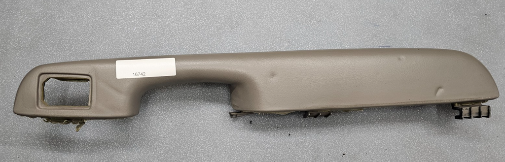 🔥99-06 Silverado Sierra Rear Left Driver Door Armrest Handle Pull Tan OEM H3