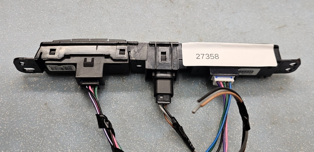 09-12 Chevrolet Traverse Center Dash Panel Hazard Control Switch Unit OEM SW55