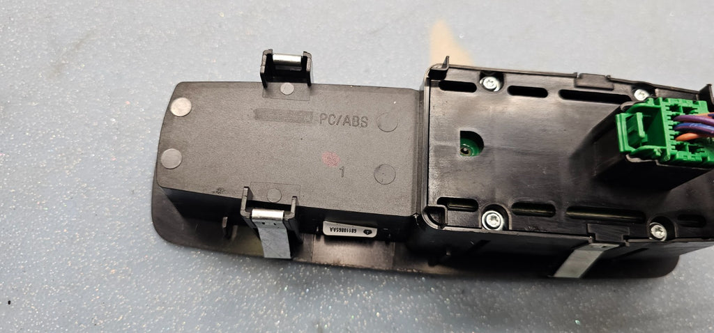 🔥08-11 Grand Caravan Nitro Journey Ram T&C Right Passenger Window Switch BLACK