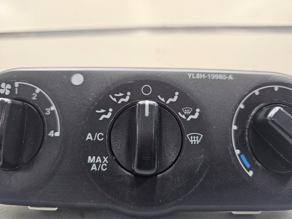 01-07 Escape Mariner Dash AC Heater Climate Temperature control Conditioning OEM
