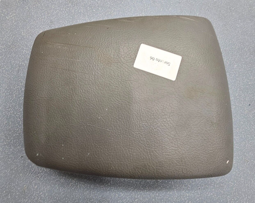 🔥04-09 Sorento Center Console Leather Armrest Lid Top Pad Storage Assembly Gray