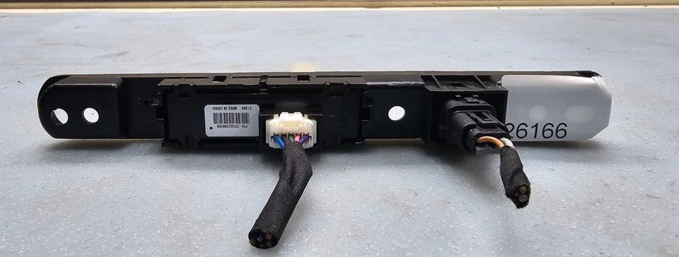 🔥06-24 Acadia Savana Sierra Hazard Light Control Switch Restraint Module PANEL